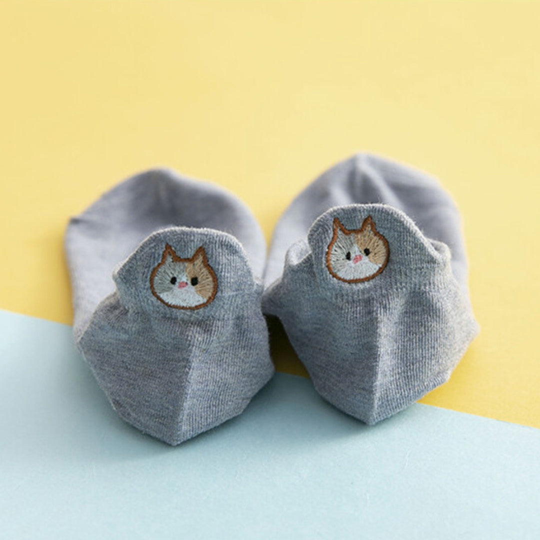 Chaussettes bleues broderie chat